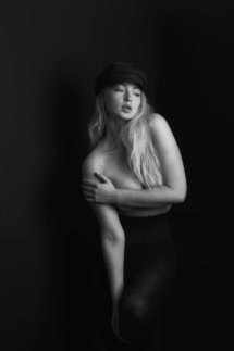Shannon Milligan sexy blond model