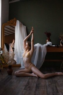 Olya Kotyk lingerie sexy by Dasha Fedorovska