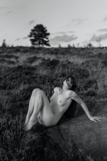 Amy amethyst model nude