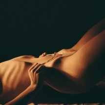 Yana Azarova ribs topless