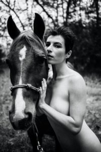 Masha Models portrait with horse